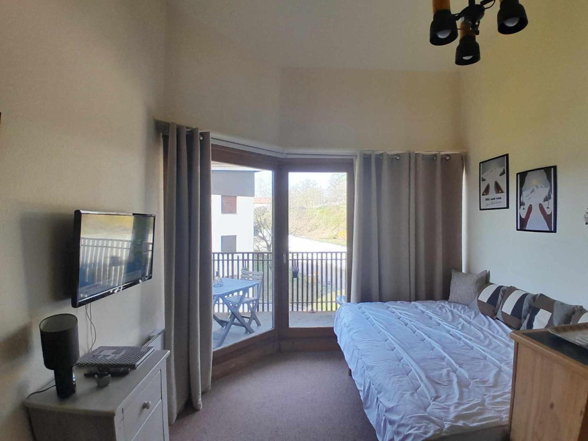 Les Dryades Vue Montagne Apartment